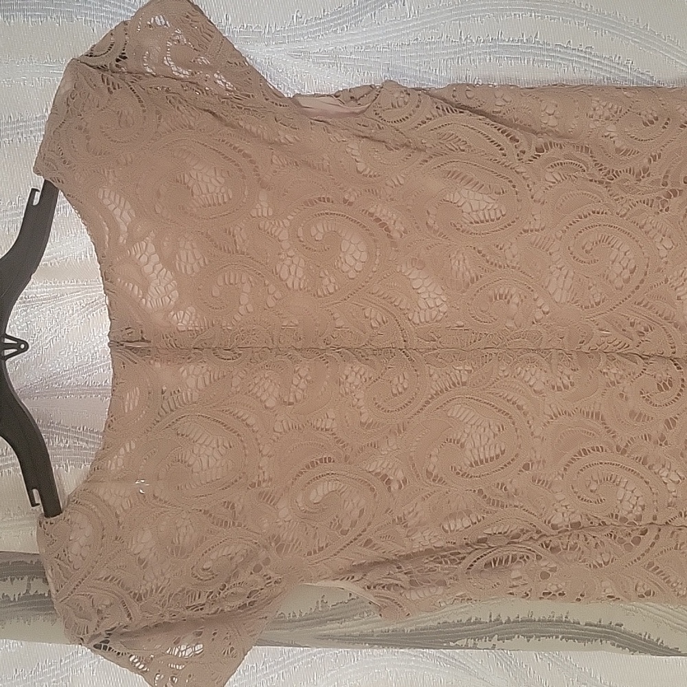 Dress - Picture 4 of 4
